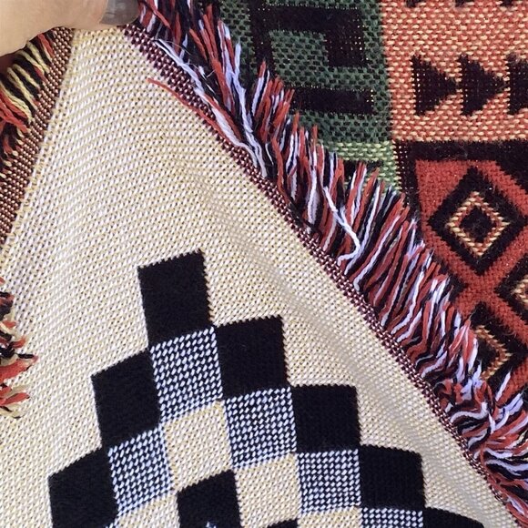 Geometric Patterned Throw Blanket - Picture 5 of 7